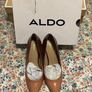 Sexy neutral heel from Aldo size 8.5